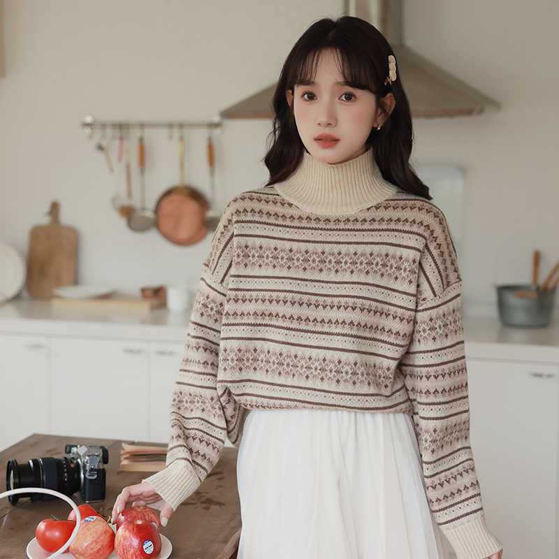 Áo len nữ phong cách retro