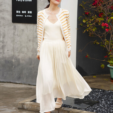 Chân váy dài xếp ly