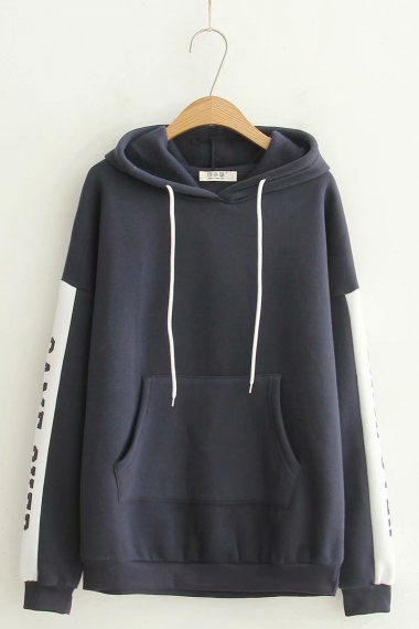Áo hoodie phong cách đơn giản