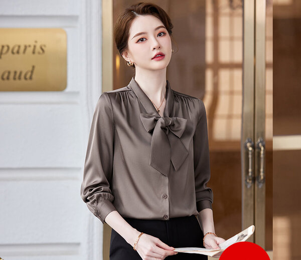 Áo sơ mi trắng cổ đứng thắt nơ