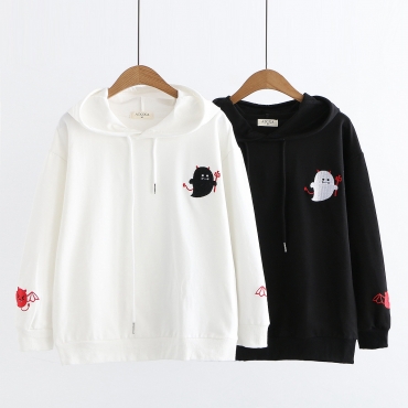 Áo hoodie họa tiết hoạt hình