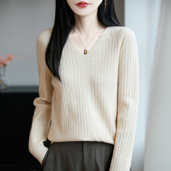 Áo len nữ cổ chữ V dáng rộng, chất liệu pha len lông cừu mùa...