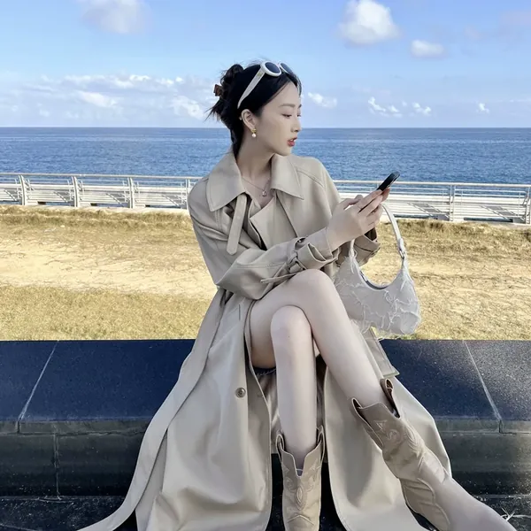 Áo khoác măng tô nữ kèm đai áo