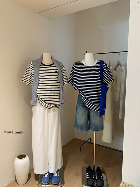 Áo thun nữ tay ngắn thêu sọc rộng rãi