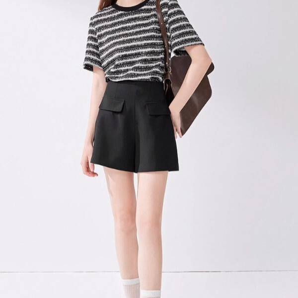 Áo thun nữ tay ngắn phong cách đơn giản nhỏ gọn 