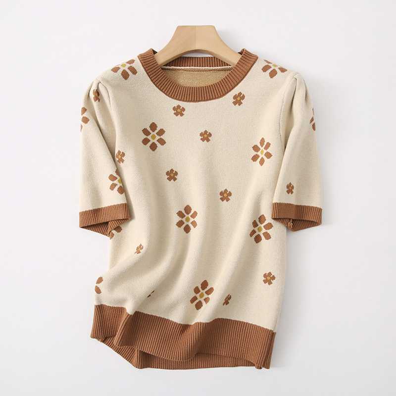 Áo len nữ họa tiết hoa tay ngắn