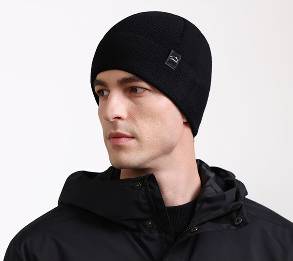 Mũ len mỏng nhẹ dành cho mùa thu, đơn giản dễ phối đồ.