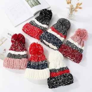 Top 4 mũ len nữ đẹp nhất cho chuyến du lịch Đà Lạt của bạn mùa lạnh