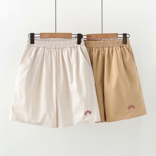 Quần short nữ thêu hình cầu vồng