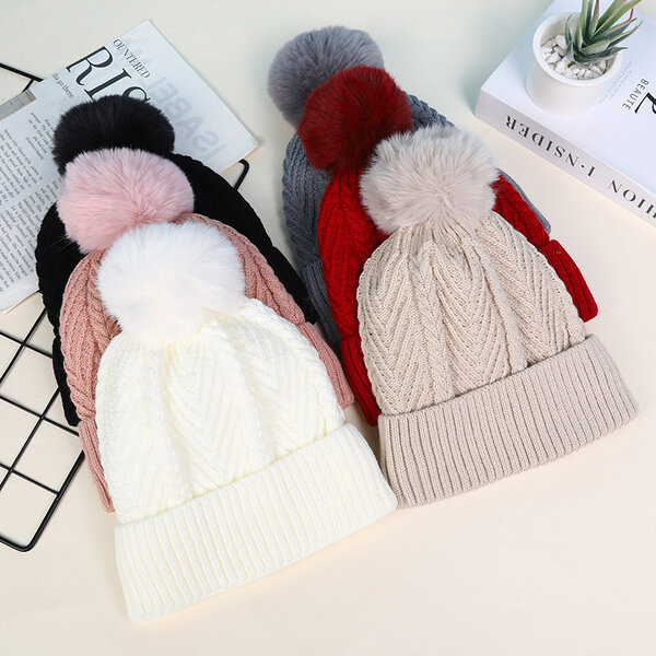 Mũ len nữ chụp tai thời trang và đa năng