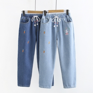 Quần jean nữ thêu hình thỏ và carrot lót nhung thu đông