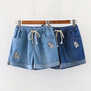 Quần short jean nữ thêu hình 2 chú mèo