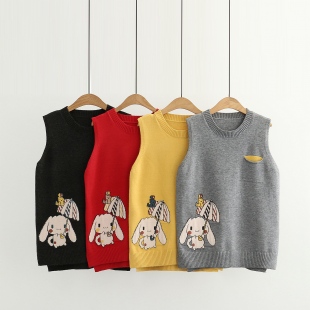 Áo len gile nữ cổ tròn hình chú thỏ cầm ô