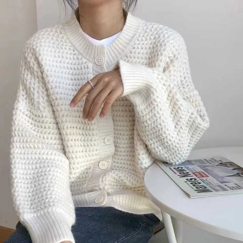 Áo len kiểu mũi bính ngang