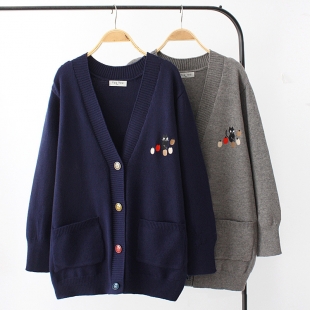 Áo khoác len cardigan nữ thêu hình chú mèo đen trước ngực