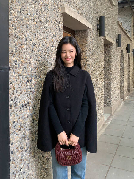 Áo khoác dạ lông cừu nữ thiết kế dạng áo choàng giữ ấm...