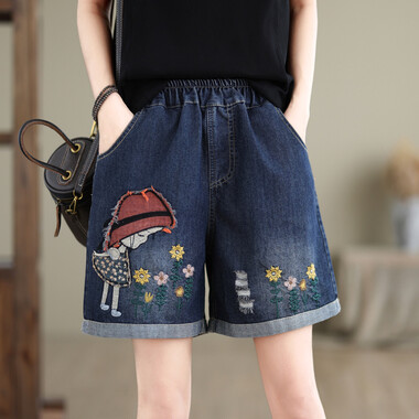 Quần short jean thêu họa tiết cô gái và hoa xinh xắn