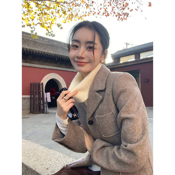 Áo khoác dạ nữ phong cách cổ điển có lớp bông lót, thiết...