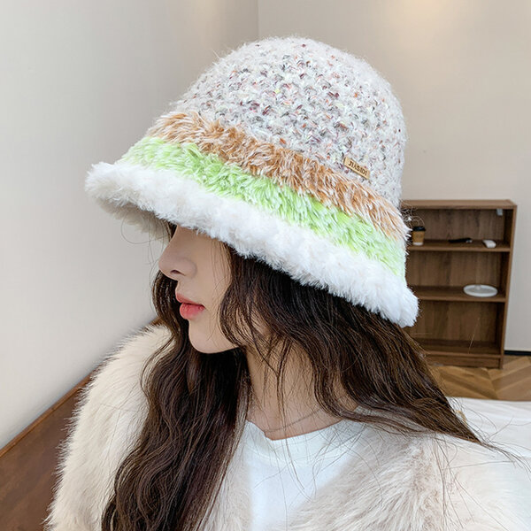 Mũ len trùm tai ấm áp cho nữ