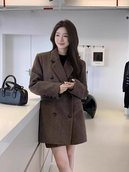 Áo khoác dạ lông cừu nữ dáng ngắn, dày dặn mùa thu đông