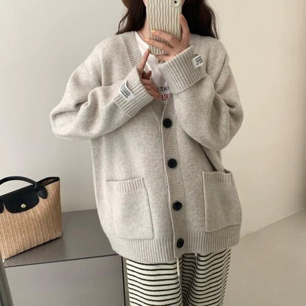 Áo khoác len cardigan nữ dệt kim cổ chữ V 